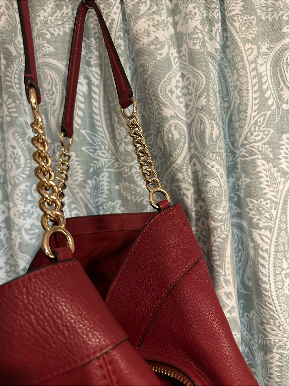 Coach Red Leather Shoulder Bag with Gold Chain Straps - Picture 6 of 8